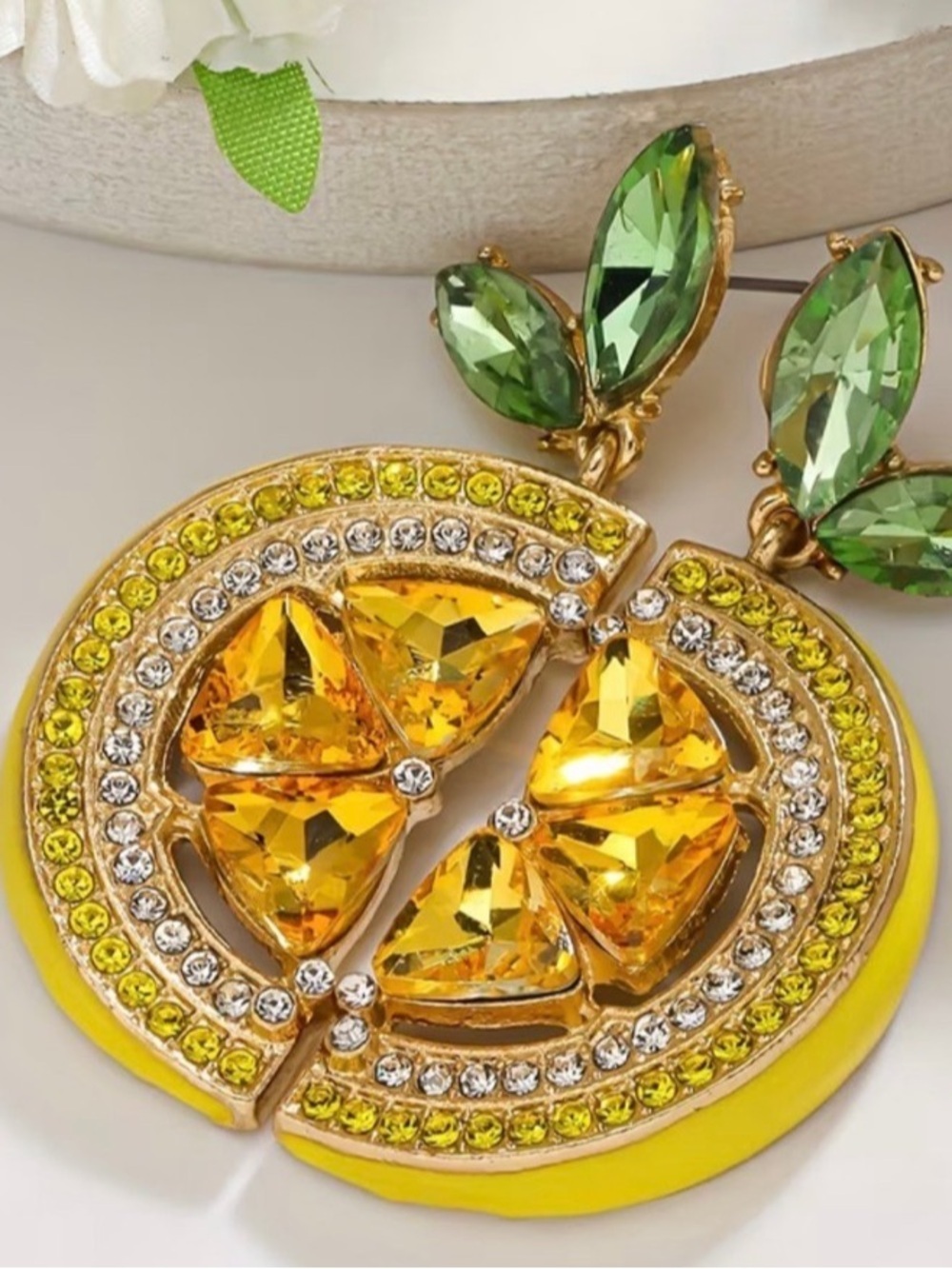 BETSEY JOHNSON Sparkling Bejeweled Lemon Slice Enamel & Crystal Earrings NEW NWT - Picture 3 of 6